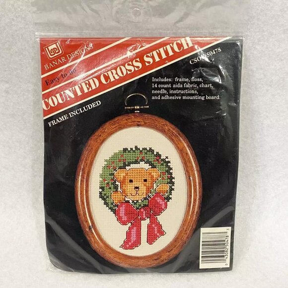Bear Wreath Counted Cross Stitch Kit CSOC 50478 Banar Designs (Frame included) - Picture 1 of 2